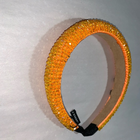 NWT hand beaded THEORY ButterscotchYellowHEADBAND